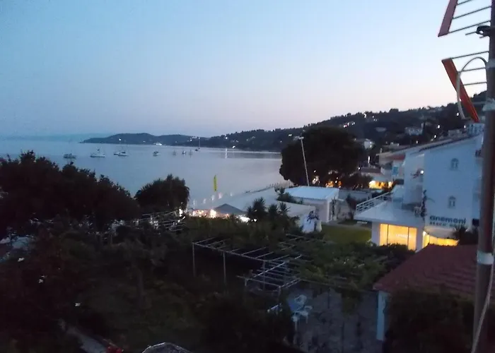 Rhodon House Apartamento