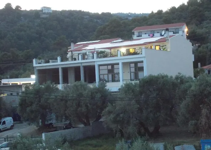 Rhodon House Apartamento